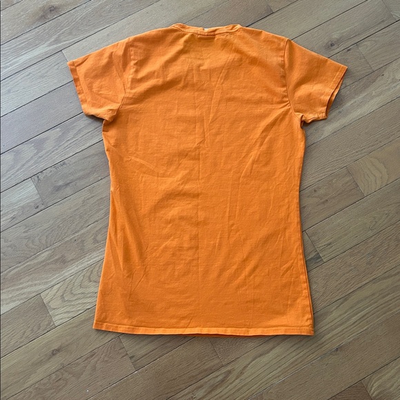 Gymshark Arrival Slim Fit Performance Orange Tee - Picture 5 of 6